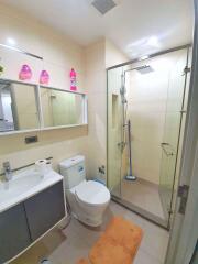 2 bed Condo in WYNE Sukhumvit Phra Khanong Sub District C016150