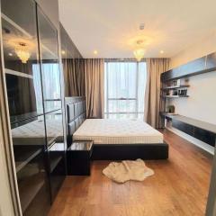 1 bed Condo in The Bangkok Sathorn Yan Nawa Sub District C016144