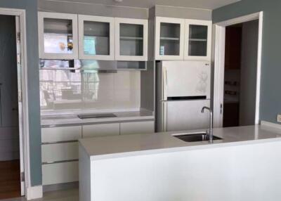 3 bed Condo in Aguston Sukhumvit 22 Khlongtoei Sub District C016120