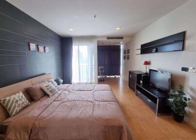 1 bed Condo in Nusasiri Grand Phra Khanong Sub District C016104