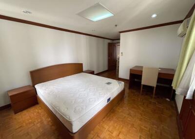 2 bed Condo in Las Colinas Khlong Toei Nuea Sub District C016058