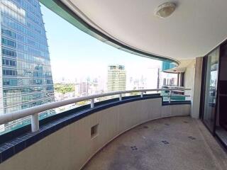 2 bed Condo in Las Colinas Khlong Toei Nuea Sub District C016057