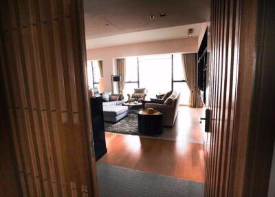 3 bed Condo in The Met Thungmahamek Sub District C016043