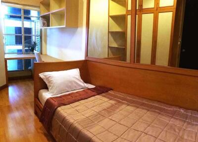 2 bed Condo in CitiSmart Sukhumvit 18 Khlongtoei Sub District C016038