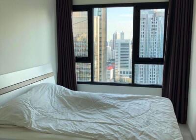 2 bed Condo in Life Asoke Bangkapi Sub District C016033