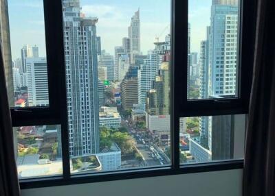 2 bed Condo in Life Asoke Bangkapi Sub District C016033