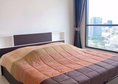 2 bed Condo in Life Sukhumvit 48 Phra Khanong Sub District C016028