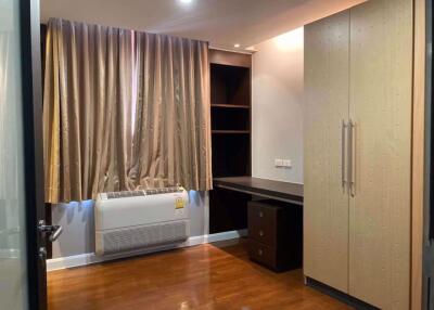 2 bed Condo in The Icon III Khlong Tan Nuea Sub District C016025