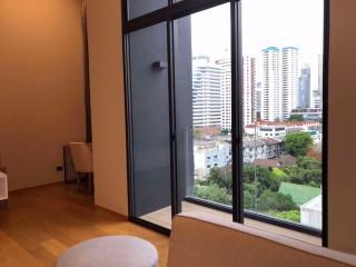 1 bed Duplex in Siamese Exclusive Sukhumvit 31 Khlong Toei Nuea Sub District D015983