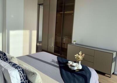 2 bed Condo in Kraam Sukhumvit 26 Khlongtan Sub District C015953