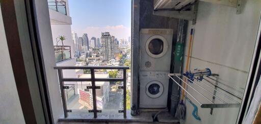 Studio bed Condo in Nusasiri Grand Phra Khanong Sub District C015948