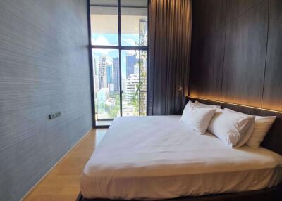 2 bed Duplex in Siamese Exclusive Sukhumvit 31 Khlong Toei Nuea Sub District D015925