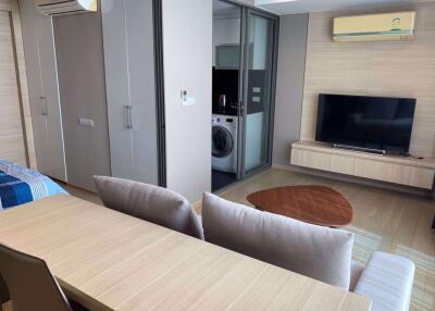 1 bed Condo in Klass Condo Silom Silom Sub District C015922