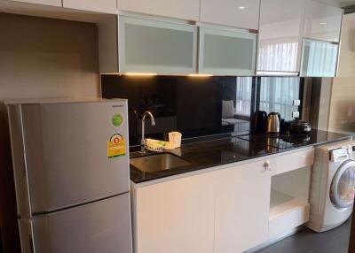 1 bed Condo in Klass Condo Silom Silom Sub District C015922