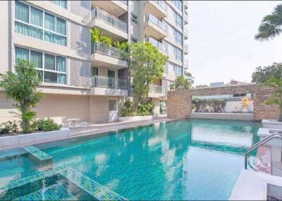 2 bed Condo in Richmond Hills Residence Khlong Tan Nuea Sub District C015910