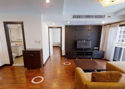 2 bed Condo in Mela Mansion Khlong Toei Nuea Sub District C015894