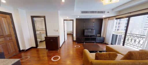 2 bed Condo in Mela Mansion Khlong Toei Nuea Sub District C015894