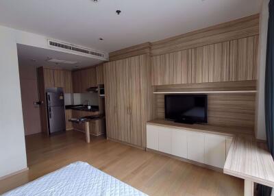 1 bed Condo in Noble Reform Samsennai Sub District C015890