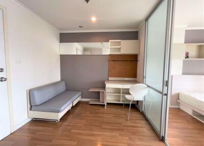 2 bed Condo in Lumpini Suite Phetchaburi-Makkasan Makkasan Sub District C015878