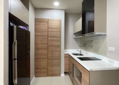 2 bed Condo in Rhythm Phahol - Ari Samsennai Sub District C015864