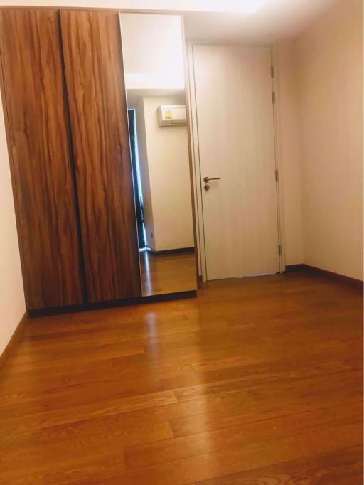 2 bed Condo in Via 31 Khlong Tan Nuea Sub District C015829