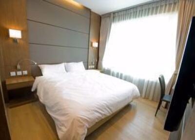 2 bed Condo in Siri at Sukhumvit Phra Khanong Sub District C015809