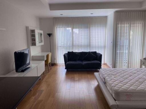 Studio bed Condo in Sathorn Gardens Thungmahamek Sub District C015801