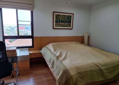 2 bed Condo in Lumpini Place Phahol - Saphankhwai Samsennai Sub District C015762