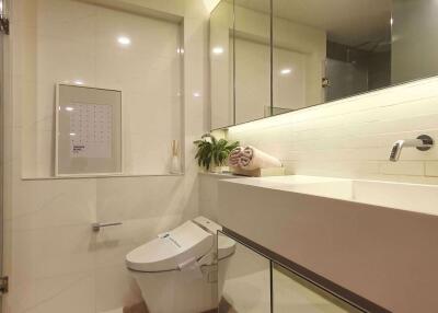 1 bed Duplex in Siamese Exclusive Sukhumvit 31 Khlong Toei Nuea Sub District D015748