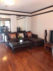 2 bed Condo in The Icon III Khlong Tan Nuea Sub District C015705