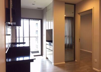 1 bed Condo in The Room Sathorn-St.Louis Thung Wat Don Sub District C015704