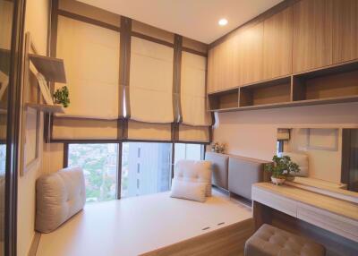 2 bed Condo in Whizdom Essence Bangchak Sub District C015700