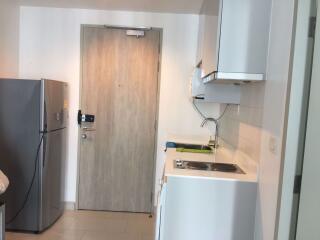 1 bed Condo in Ideo Mobi Rama 9 Huai Khwang Sub District C015681