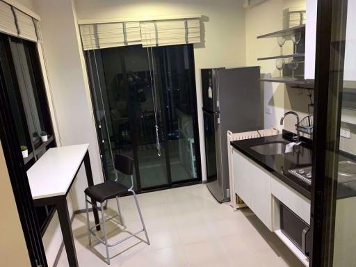 1 bed Condo in The Base Park East Sukhumvit 77 Phrakhanongnuea Sub District C015679