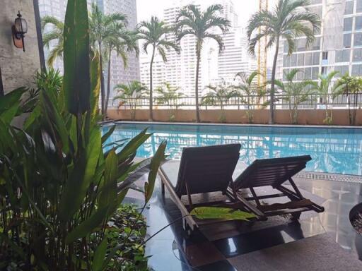 2 bed Condo in Las Colinas Khlong Toei Nuea Sub District C015674