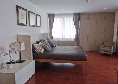 2 bed Condo in Las Colinas Khlong Toei Nuea Sub District C015674