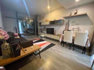 1 bed Condo in The Room Sathorn-TanonPun Silom Sub District C015666