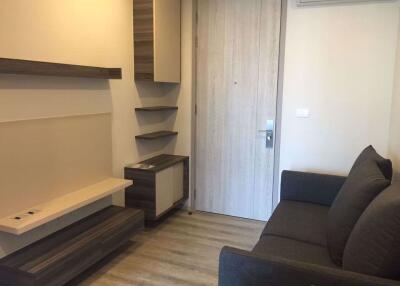 1 bed Condo in Centric Ari Station Samsennai Sub District C015665