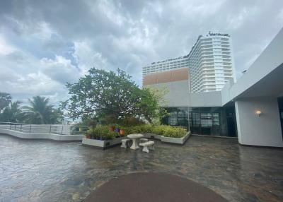 Condo 25th floor Jomtien Plaza condotel Pattaya 3 bed 3 bath