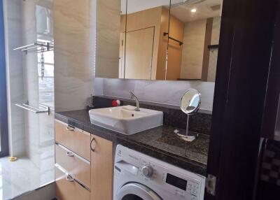 2 bed Condo in Baan Chao Praya Khlong San Sub District C015650