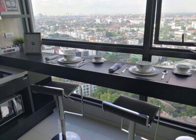 1 bed Condo in Rhythm Sukhumvit 44 Phra Khanong Sub District C015634