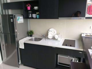 1 bed Condo in Rhythm Sukhumvit 44 Phra Khanong Sub District C015634