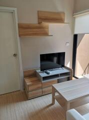 2 bed Condo in The Tree Onnut Station Bangchak Sub District C015621