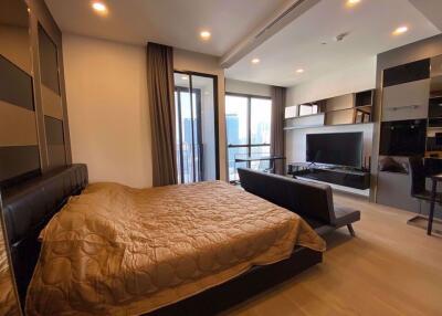 Studio bed Condo in Ashton Chula - Silom Mahaphruettharam Sub District C015617