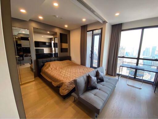 Studio bed Condo in Ashton Chula - Silom Mahaphruettharam Sub District C015617