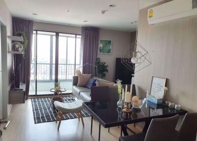 2 bed Condo in Ideo Sathorn - Thaphra Bukkhalo Sub District C015615