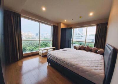 2 bed Condo in The Address Chidlom Lumphini Sub District C015608