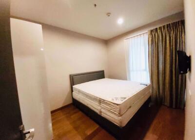 2 bed Condo in The Address Chidlom Lumphini Sub District C015608