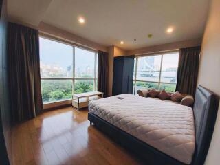 2 bed Condo in The Address Chidlom Lumphini Sub District C015608