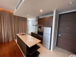 1 bed Condo in Oriental Residence Pathum Wan District C015607
